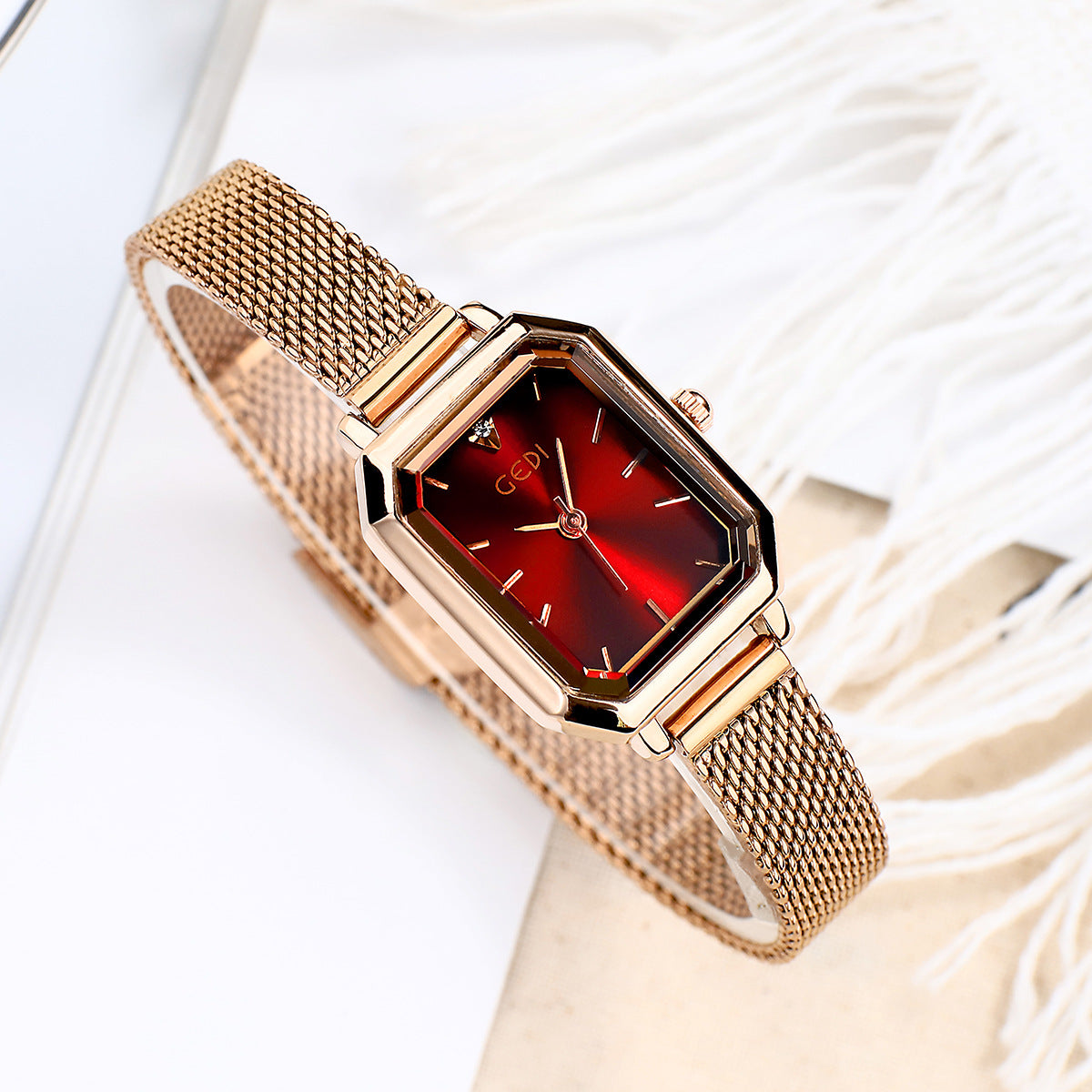 915348793-4